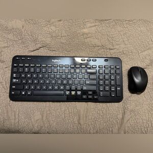 Logitech Black Wireless Keyboard with Mouse